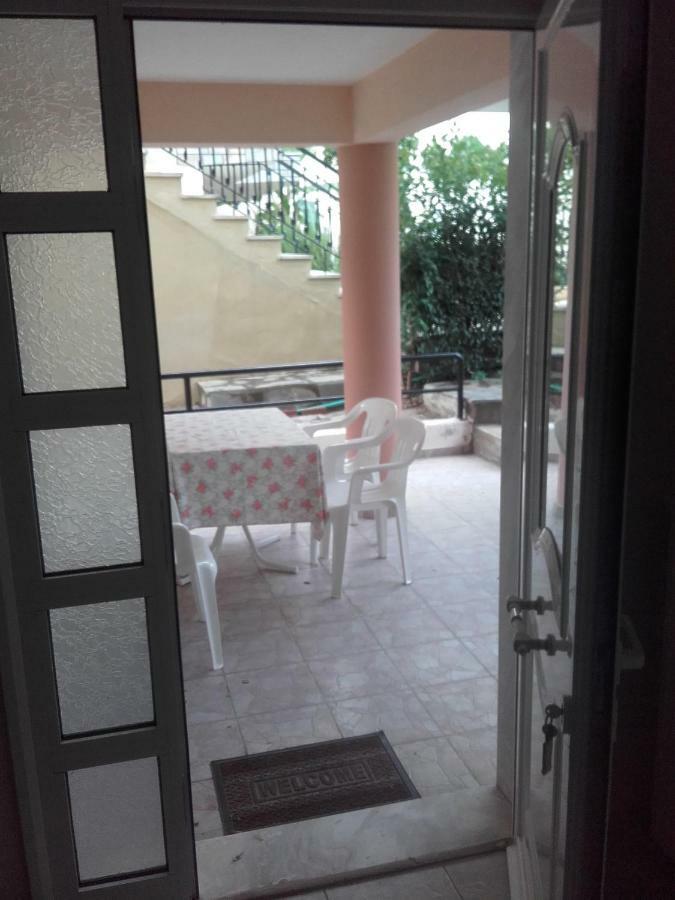 Solmar House Apartment Flogita Exterior photo