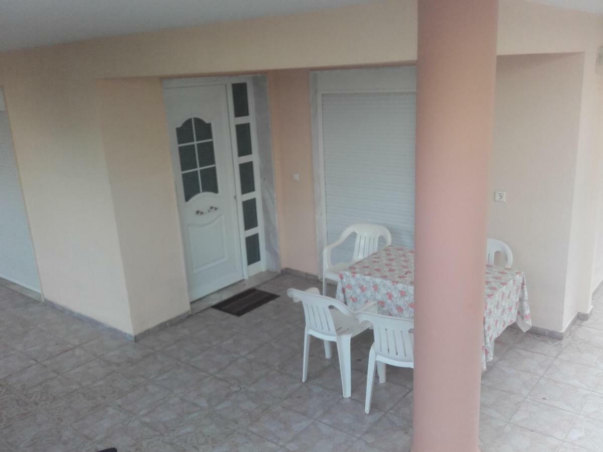 Solmar House Apartment Flogita Exterior photo